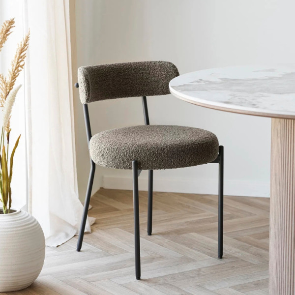 CHAISE BADALONA