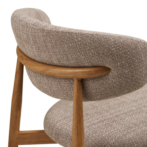 CHAISE LEVANTO