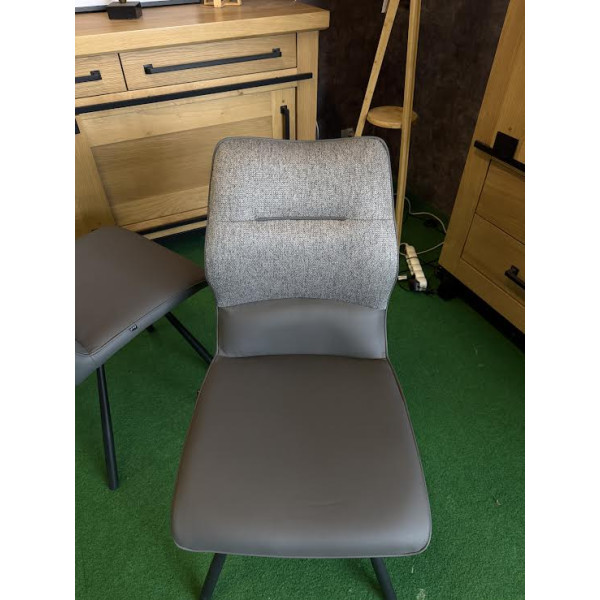 Lot de 2 chaises LINKY anthracite modèle d'exposition