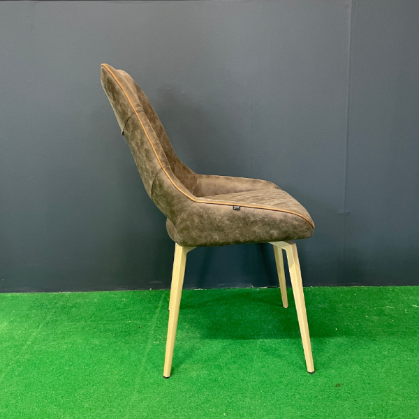 CHAISE FUGACE MARRON - MODÈLE D'EXPOSITION