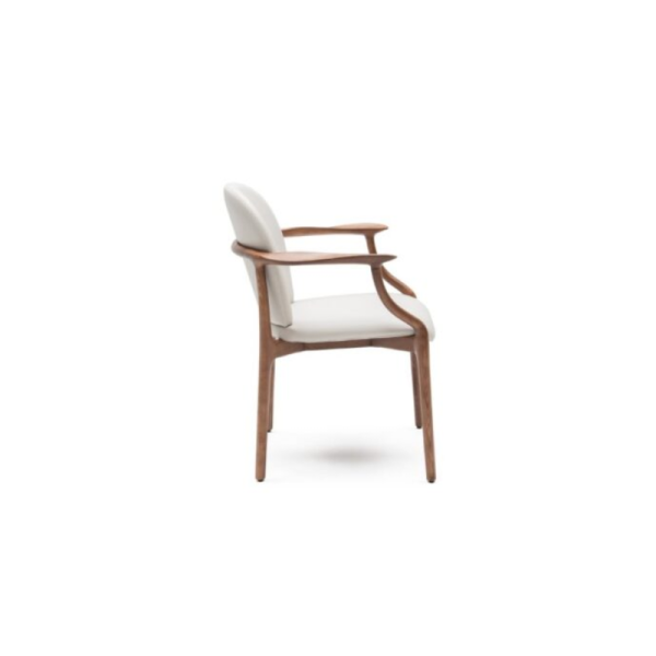 CHAISE OSAKA