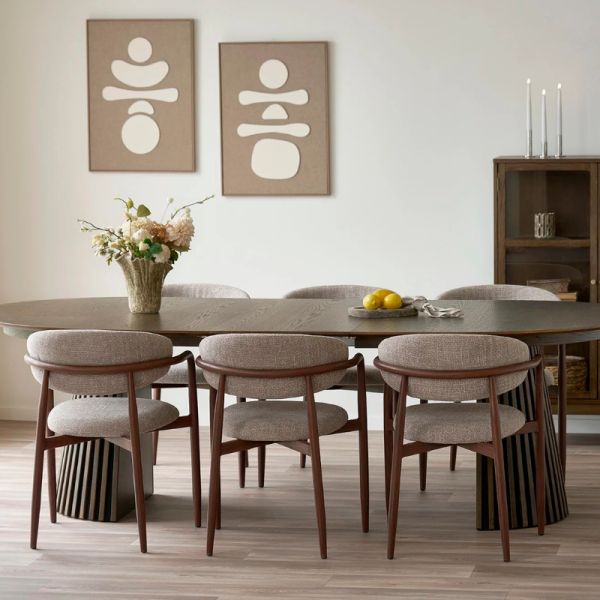 CHAISE LEVANTO AVEC ACCOUDOIRS